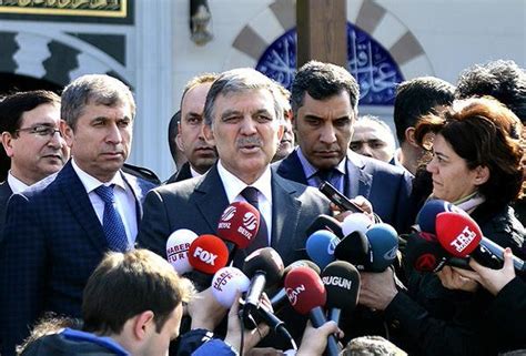 A­b­d­u­l­l­a­h­ ­G­ü­l­,­ ­A­K­P­­n­i­n­ ­İ­s­t­a­n­b­u­l­­u­n­ ­F­e­t­h­i­ ­M­i­t­i­n­g­i­n­e­ ­K­a­t­ı­l­m­ı­y­o­r­